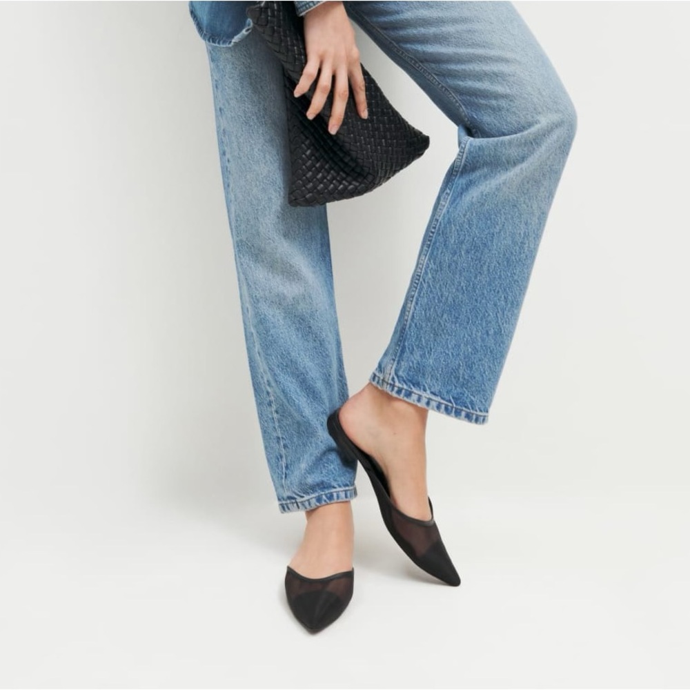 Reformation Wesley Flat in Black